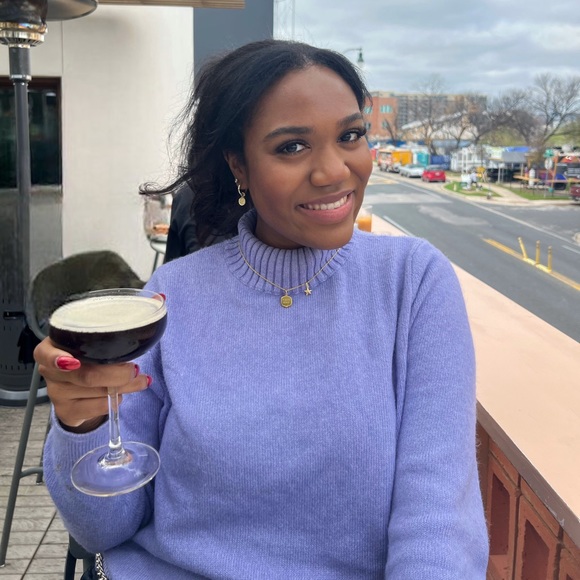 Meet your Posher, Blake - Picture 1 of 1